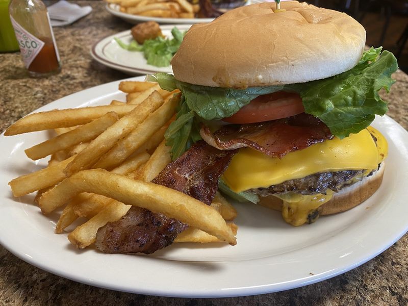 Jake's Cafe food